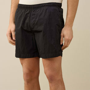 Short de plage personnalisé écologique, uni, peigné noir, léger, séchage rapide, maillot de bain d'été pour hommes, taille élastique, cordon de serrage - Product Image 2