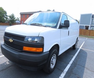 Offre Spéciale : Chevrolet Express Cargo 2500 Extended RWD d'occasion 2022 - Product Image 1