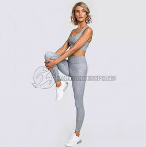 Más tamaño de las mujeres de entrenamiento multicolor Fitness Yoga Sets Precio de fábrica Sujetador ajustable Legging Yoga Sets - Product Image 1