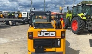 Acheter JCB Skid Steer Loader 135 à vendre Chargeur diesel compact avec haute performance et efficacité énergétique - Product Image 4