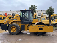 Rouleau compresseur vibrant à tambour unique de 20 tonnes XS203J |   Machine de compactage de sol et d'asphalte robuste pour la construction routière