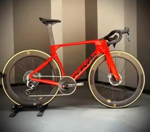 ENVÍO EXPRÉS Bicicleta Cervelo S5 Five Roja 2026 con Equipamiento Ultegra Di2, Motor en el Buje Trasero y Batería de Litio - Product Image 1