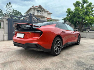 Emeya Modèle 2024 Emeya R+ Voiture électrique d'occasion avec une autonomie NEDC de 601 à 700 km Moteur de 200 à 250 kW Batterie de 90 à 110 kWh - Product Image 6