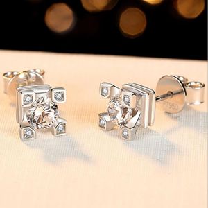 Aretes de Aro con Moissanita de Corte Redondo para Mujer - Product Image 1