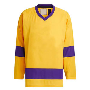 Camiseta de hockey sobre hielo personalizada con diseño moderno y ajuste flexible, ideal para entrenamientos en equipo, partidos y actividades deportivas. - Product Image 1