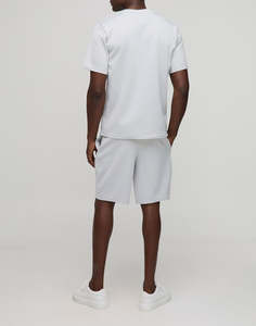 Venta al por mayor OEM: Conjunto de 2 camisetas de algodón suave y fibra de bambú para hombre, personalizadas, informales para el día a día, cuello redondo, manga corta, 200 gramos, de tejido peinado. - Product Image 4