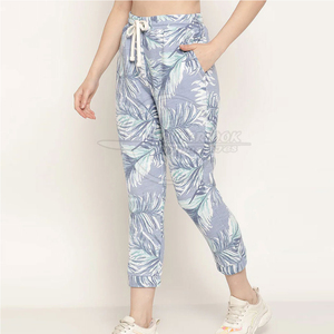 Pantalones de chándal transpirables de secado rápido para mujer Estilo informal Servicio OEM profesional Hecho en Pakistán Venta en línea - Product Image 6