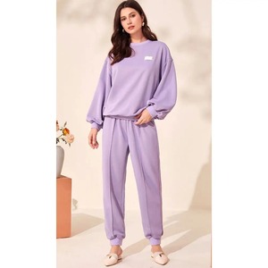 Por encargo Nuevo Diseño de moda Su propio logotipo Mujeres Trajes de chándal de lana de algodón Traje de chándal para las mujeres - Product Image 1