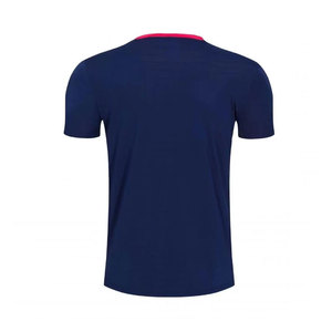 เสื้อฟุตบอลชายคุณภาพสูง MOQ ต่ำ รับสกรีนชื่อทีม ดีไซน์ใหม่ ระบายอากาศได้ดี พิมพ์ลาย แขนสั้น - Product Image 2
