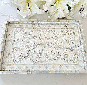 Plateau de service en bois écologique en six pièces, ensemble de sous-verres à poignée en nacre avec motif floral et perles décoratives, plateau en bois - Product Image 1