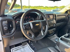 Chevrolet Silverado 1500 Work Truck 2023 Usada en Buen Estado, 4 Puertas, Doble Cabina, SB - Product Image 5