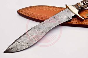 Custom Forged Damascus Steel Fixed Blade Outdoor Hunting <b>Knife</b> Wooden Handle Bowie Hunting <b>Knife</b> With Leather Sheath - Product Image 5