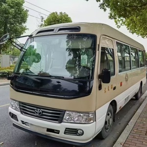 Mini-bus Coaster d'occasion 4 places, modèle 2024, 25001-50000 milles, Euro VI, Turbo Diesel, Transmission Automatique, Noir, Conduite à Gauche, à vendre - Product Image 6