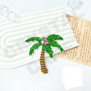 Encantos de árbol de lentejuelas Cuentas de semillas Lindo personaje personalizado diario Encantos de estrellas Regalo de niña Nuevo estilo de tendencia para cuentas - Product Image 2