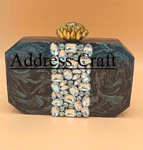 Pochette en résine Travail de la pierre pour les femmes Tenue de fête Embrayage de soirée Embrayage Look en résine Utilisation de cadeaux Disponible à l'adresse Artisanat Inde - Product Image 5