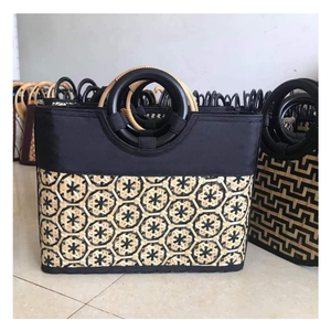 Large Seagrass <b>Handbag</b> for Women - Natural <b>Straw</b> Beach Tote with Inner Compartment From Viet Nam - Product Image 1