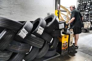 Neumáticos Nuevos de Alta Calidad para Automóvil, 18 Pulgadas, Sin Cámara, Radiales, 225/40ZR18, 4 Años de Garantía, Venta al Por Mayor, Exportación, Económicos para Reemplazo/Reparación - Product Image 4