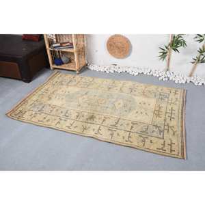 Tapis turc vintage de 3.9x6.2 pieds, beige, bleu, motif géométrique, laine classique de grande surface avec support en latex pour couloir de chambre à coucher - Product Image 2