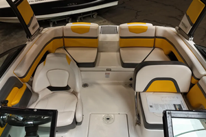 Chaparral-Vortex 203 VRX 6m 250cv Rotaxs 4-tech Inboards 6.10m JetBoat SportLeisure FamilyAdventure avec remorque, modèle 2016, d'occasion - Product Image 5