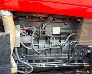 Tractor agrícola Massey Ferguson MF 6497 usado en buen estado a bajo precio, tractor Massey Ferguson 6497 en venta - Product Image 5