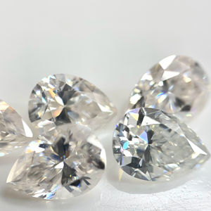 ลูกแพร์เพชรโมอิสขนาด5x7มม. สีขาวสำหรับ E-F โมอิสซาไนท์ที่มีความบริสุทธิ์หลวม - Product Image 1