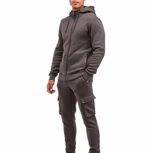 Chándales de Jogger personalizados al por mayor del fabricante para hombre, Conjunto de sudadera con capucha y forro polar de gran tamaño, logotipo impreso de invierno de talla grande - Product Image 1