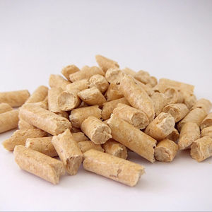 100% palos de madera de aserrín Natural Greenfire combustible de biomasa ecológico para cocinar calefacción 6% ceniza 4700J calorías precio competitivo - Product Image 1