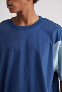 Camiseta básica de gran tamaño personalizada Colorblock de alta calidad para hombre, camiseta informal holgada con hombros caídos, camisetas con logotipo personalizado de verano de algodón 100% - Product Image 4