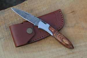 Cuchillo de utilidad plegable de acero de Damasco elegante hecho a mano con hoja de dólar marrón, bolsillo personalizable, opción de bricolaje, opción OEM - Product Image 6