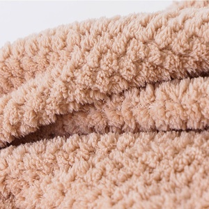 Serviette turban pour <span class=keywords><strong>cheveux</strong></span> à séchage rapide Superdry Serviette pour <span class=keywords><strong>cheveux</strong></span> en <span class=keywords><strong>microfibre</strong></span> brodée Serviette pratique pour le séchage des <span class=keywords><strong>cheveux</strong></span> - Product Image 6