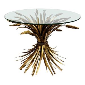 Table basse en aluminium personnalisée avec volutes florales et surface en verre lisse idéale pour le placement de meubles de déclaration - Product Image 4