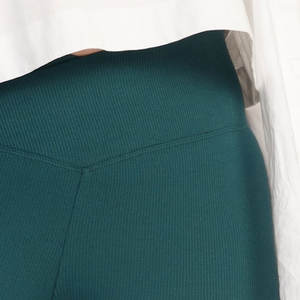 Vêtements de sport de bonne qualité, sur mesure, en différentes tailles, leggings pour femmes fabriqués au Pakistan, haute qualité, 100% coton, leggings pour femmes - Product Image 5