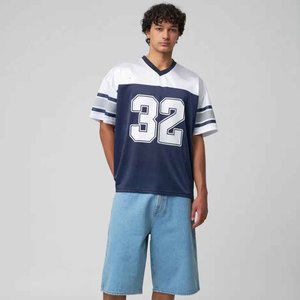 Camiseta de fútbol americano con cuello en V para hombre, número 32, de malla transpirable, manga corta, ajuste holgado, para deportes de equipo, blanca y azul marino - Product Image 3