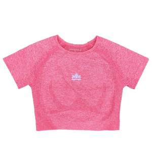 Ensemble de vêtements de sport deux pièces sans couture pour femmes, haut court à manches courtes et short taille haute, tenue de fitness extensible - Product Image 1