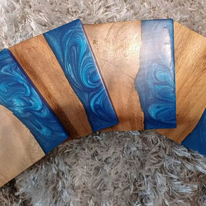 Sous-verres en résine époxy personnalisés de qualité supérieure à prix de gros Zehra Industries RC-0026 – Couleurs et tailles personnalisées de luxe pour usage domestique et hôtelier - Product Image 1