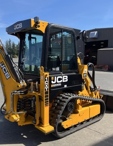Deluxe Cab JCB 1CXT Loader Skid Steer Attachment Diesel Engine Wide General Purpose <b>Tracks</b> 2 Ton Rated Load Heat <b>Air</b> Condition - Product Image 1