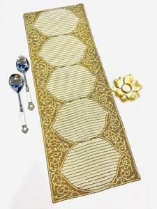 Ensemble de dessous de verre perlé fait à la main napperons de décoration de table de mariage pour centres de table à manger - Product Image 2