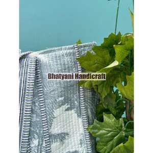 กระเป๋าสะพายไหล่ผ้าคอตตอนทำมือสไตล์อินเดียสำหรับผู้หญิงกระเป๋าสะพายไหล่ทำจากผ้าฝ้ายพิมพ์ลายด้วยมือมีที่จับ/สายรัดแบบลำลองสองชิ้น - Product Image 4