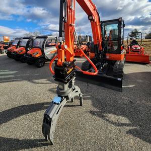 Nueva miniexcavadora de 4 toneladas, motor Kubota, miniexcavadora sobre orugas, maquinaria de movimiento de tierras, excavadora pequeña con cabina a la venta - Product Image 2
