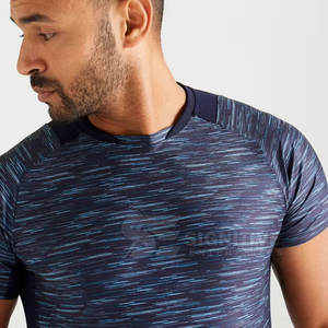 T-shirt de sport pour homme, conçu pour l'entraînement en salle de sport, avec un tissu doux au toucher et une flexibilité maximale, t-shirt de sport pour homme - Product Image 6