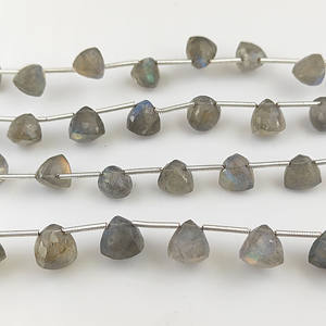 Perles de Labradorite de 7-8 mm, forme trillion, facettées, pour la fabrication de bijoux, 13-14 perles sur un fil de 8 pouces - Product Image 1