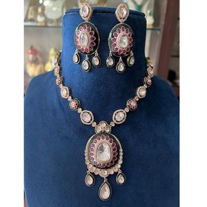 Regal Kundan plaqué or Look collier de qualité supérieure avec boucles d'oreilles pour les femmes bijoux de créateur pour la collection de vêtements de mariage - Product Image 1