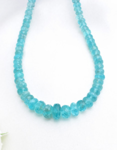 Perles d'apatite facettées l 4 à 9 mm Perles d'apatite bleues naturelles facettées pour la fabrication de bijoux fins Pierre précieuse - Product Image 1