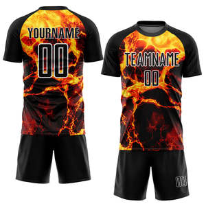 Vente en gros d'uniformes de football pour la victoire Panneaux respirants absorbant la transpiration Durabilité athlétique Coupe moderne et force concentrée en équipe - Product Image 1
