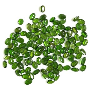 Pierres précieuses en vrac à facettes ovales en diopside de chrome vert naturel pour la fabrication de bijoux 3x5mm 4x6mm 5x7mm 6x8mm 7x9mm prix de gros - Product Image 4