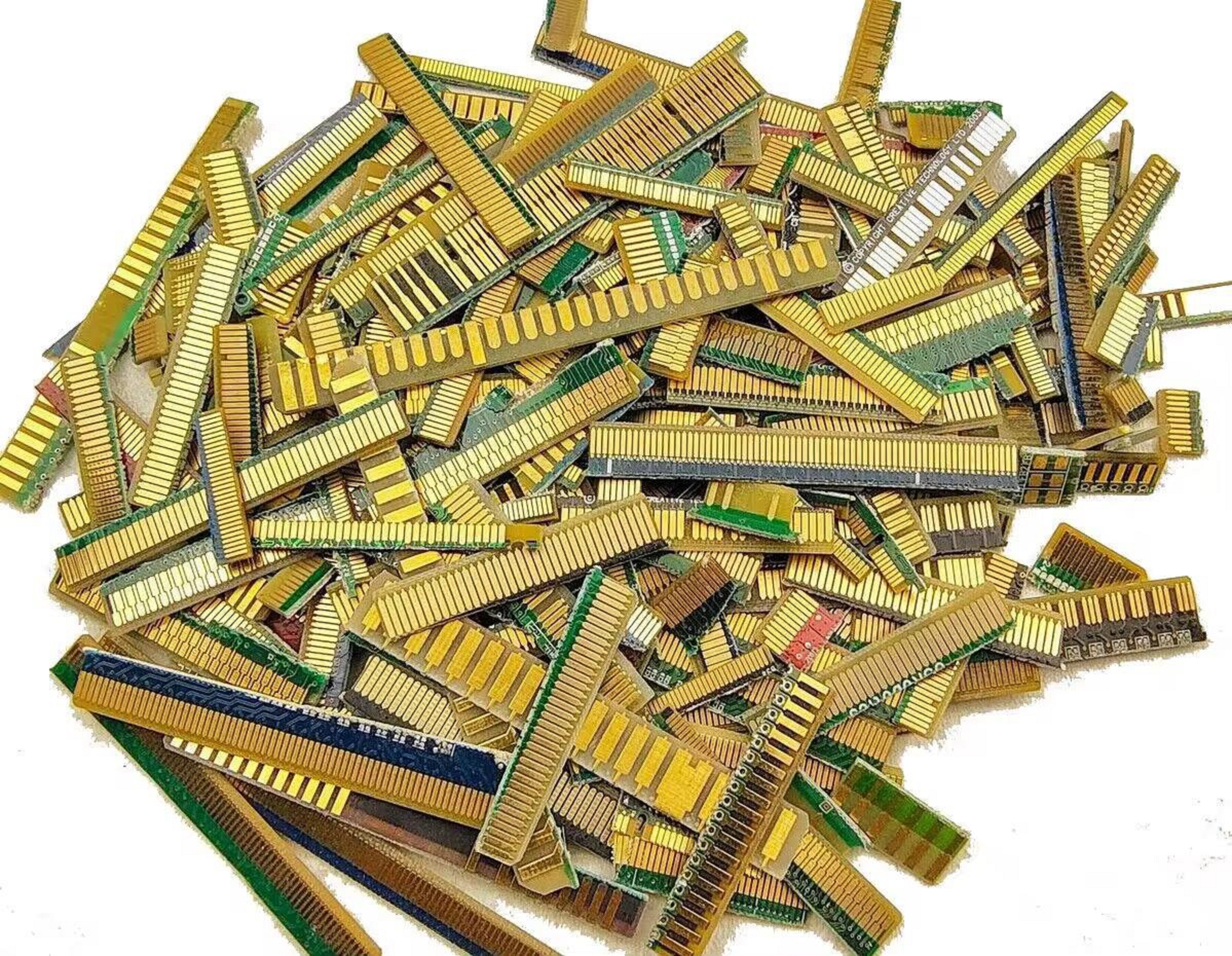 Gold Finger Scrap - Trimmed RAM CPU Scrap for Recovery