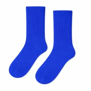 Chaussettes de sport bleu marine unies personnalisables avec logo pour hommes, femmes et garçons – Anti-bactériennes, respirantes, imprimées pour l'automne, idéales pour les athlètes sportifs - Product Image 1
