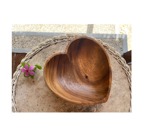 Tazón de decoración de masa de madera en forma de corazón decorativo con maceta bandeja de exhibición de centro de mesa para decoración y almacenamiento del hogar - Product Image 1