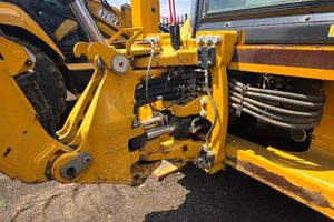 รถตักตีนตะขาบ4x4ใช้ Cat420f หนอนผีเสื้อที่มีส่วนประกอบของเครื่องยนต์และปั๊มหลัก - Product Image 6