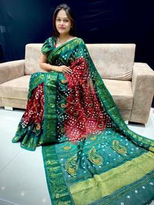 ผ้าไหมงานฝีมือแบบ Bandhej แท้ ทำด้วยงานฝีมือ Bandhej ดั้งเดิม - Product Image 4